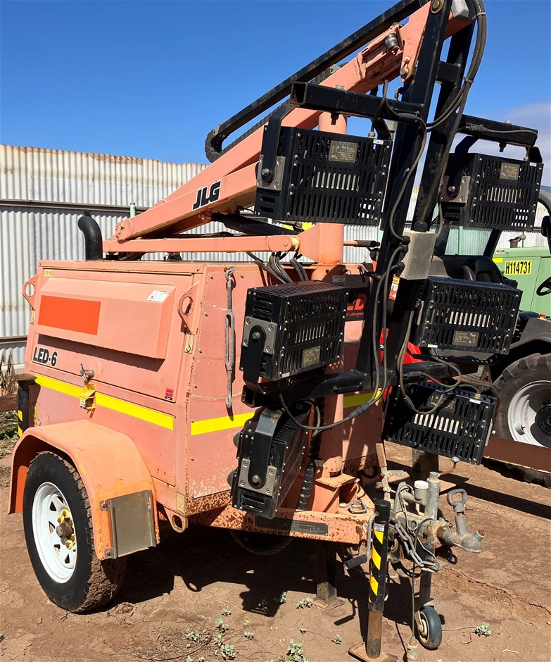 2012 JLG LED-6R Lighting Tower - 2,280w - LED DC - Whyalla
