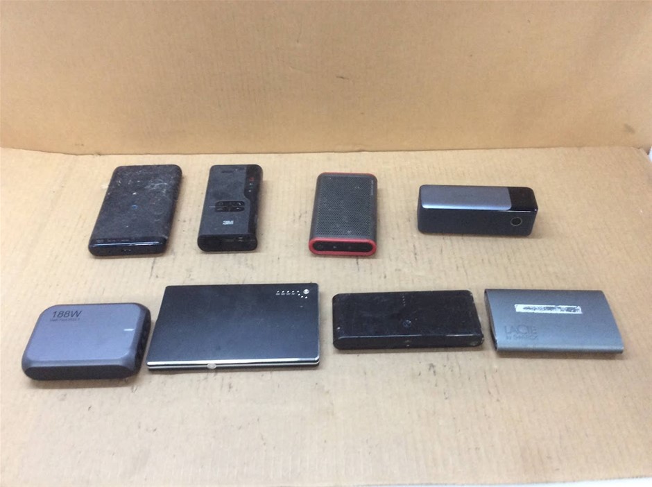 Mixed Brands Power Banks (Lot of 8)