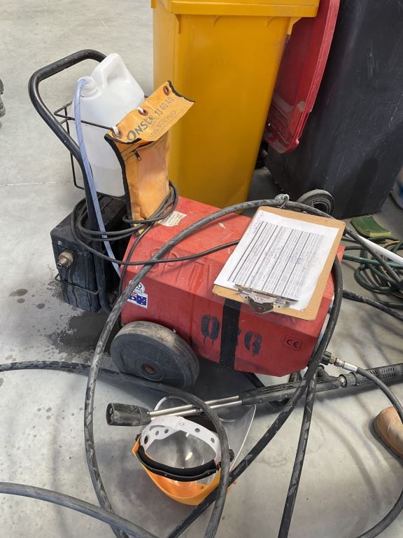 Spitwater Pressure Washer - Pakenham