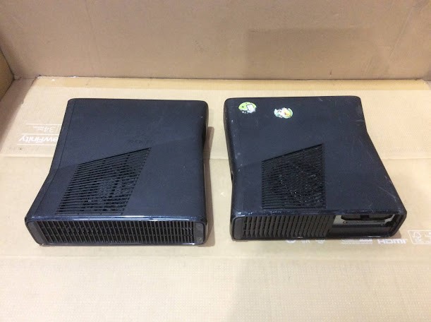 Microsoft XBOX 360 S 1439 Consoles (Lot of 2)