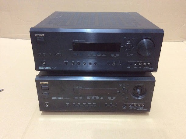 ONKYO TX-SR601&TX-SR600 AV Receivers (Lot of 2)