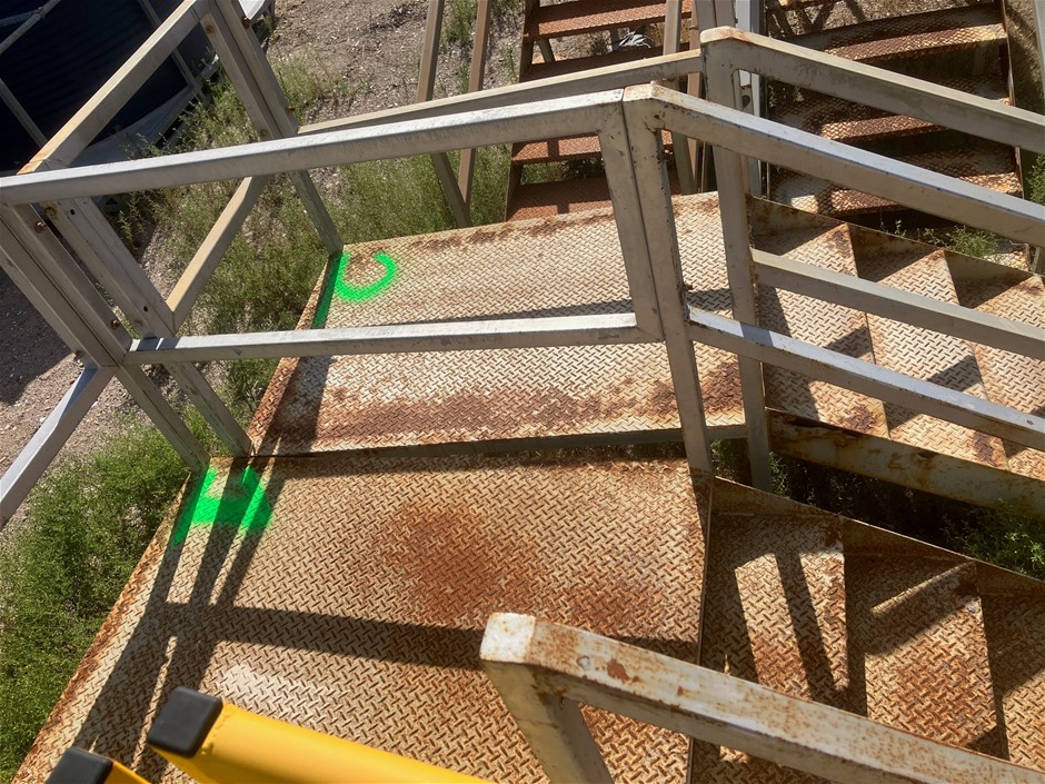 16 x Landing & Steps - Muchea