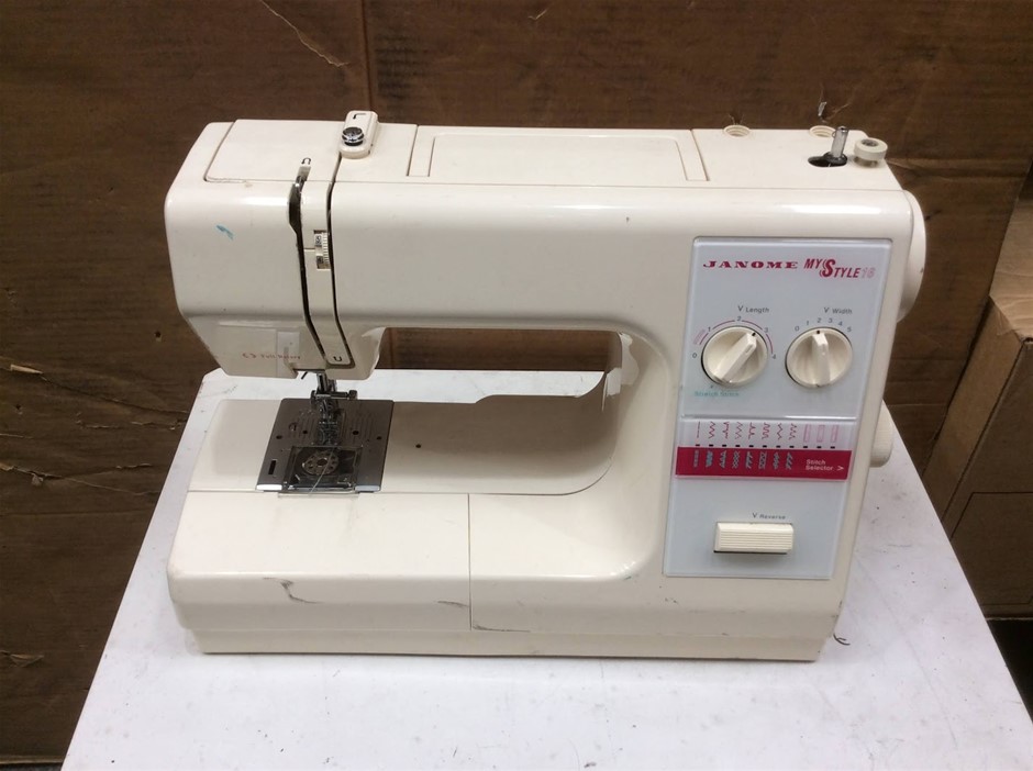 Janome My Style 16 Sewing Machine