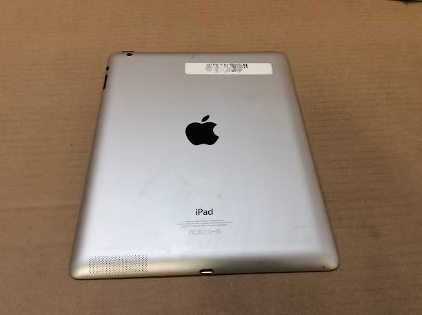 Apple iPad 4 (A1458) Tablet 16GB