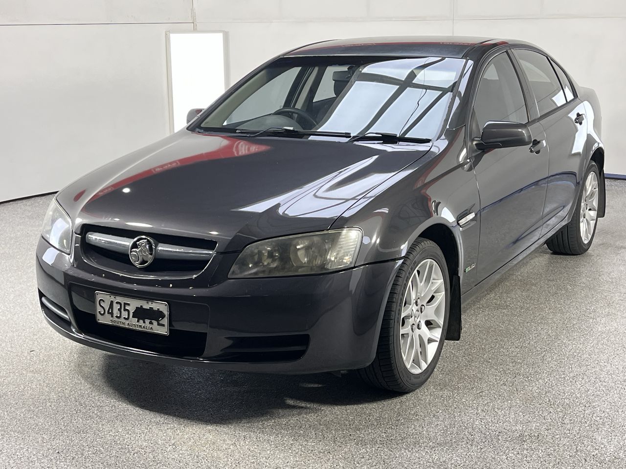 2010 Holden Commodore Omega VE Automatic Sedan Auction (0001-60050748 ...