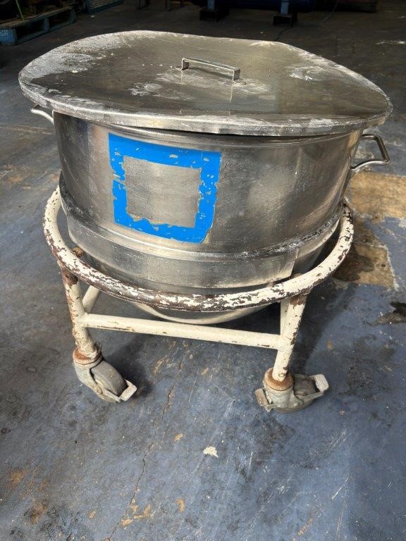 Stainless Round Tub on Wheels