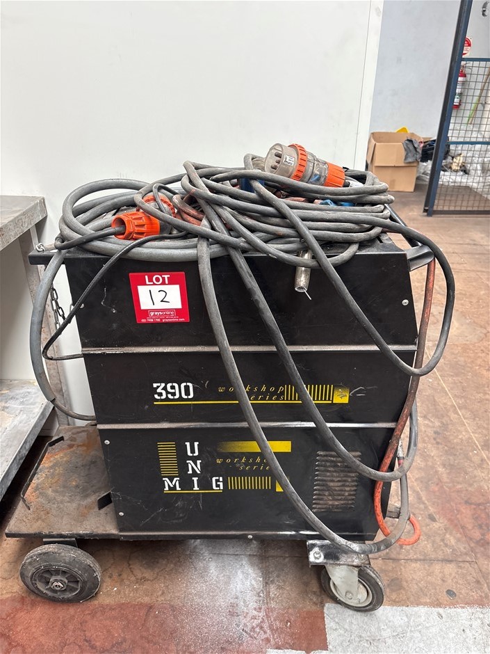 Mig Welder 390