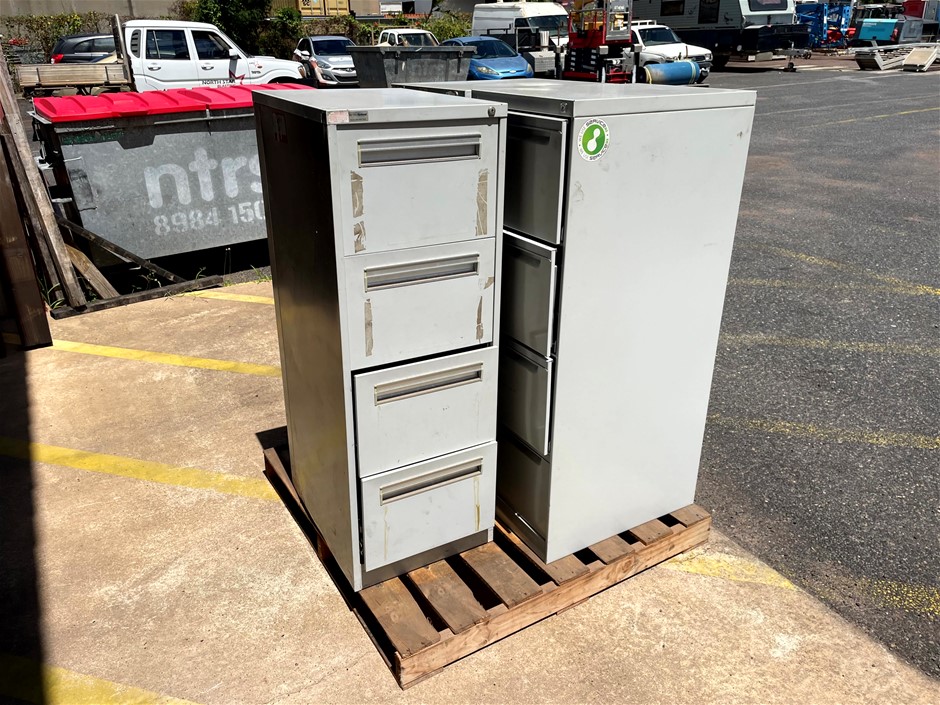 <p>Filing Cabinets</p>