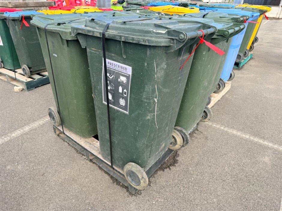 Pallet of 4 Bins