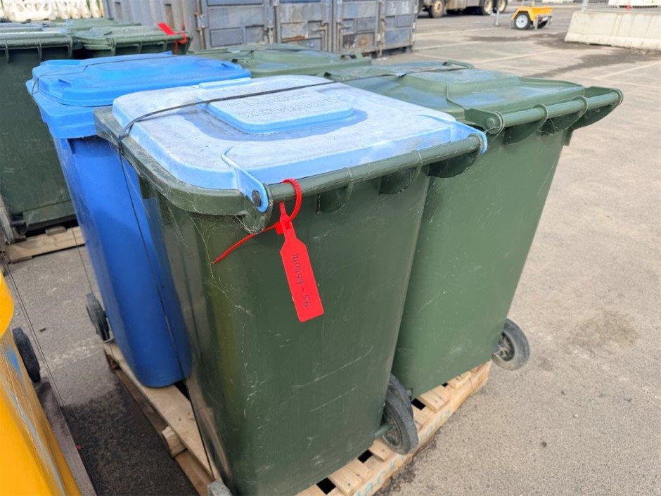 Pallet of 4 Bins