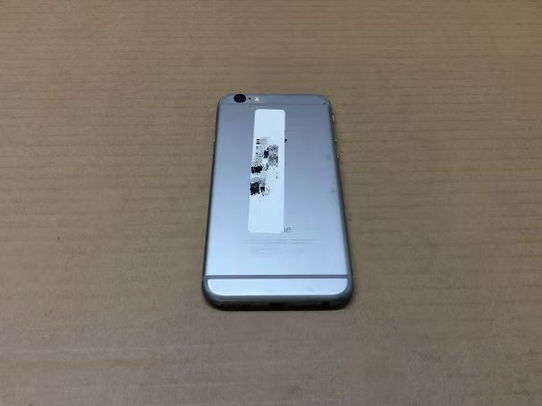 Apple iPhone 6 (A1586) Phone 64GB