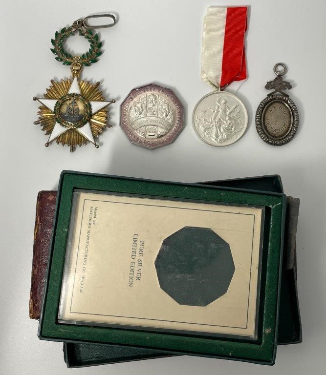 5 x Asstd world independence, fire, commemorative medals