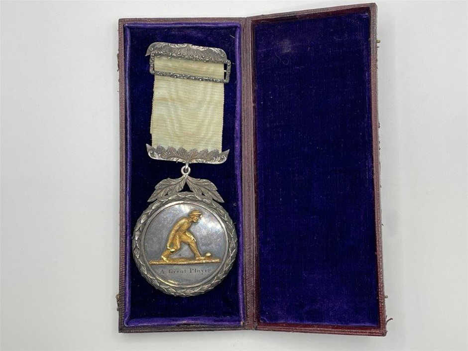 AU St Kilda Bowling Club handcrafted silver medal w/ 14Ct gold overlay