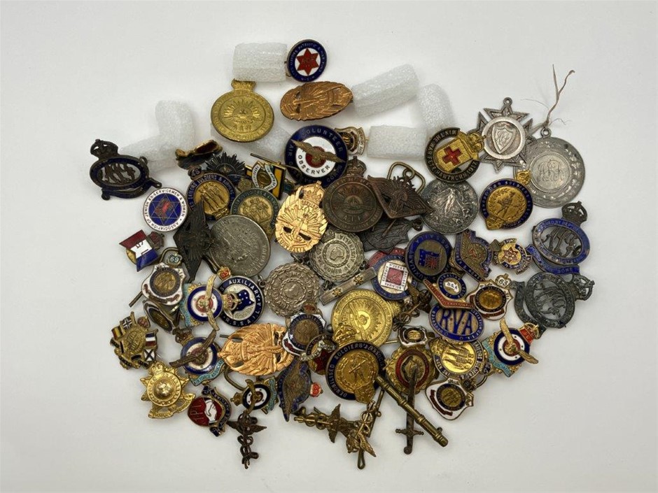 Approx. 58 x Asstd RSL, Defence and service badges and pins