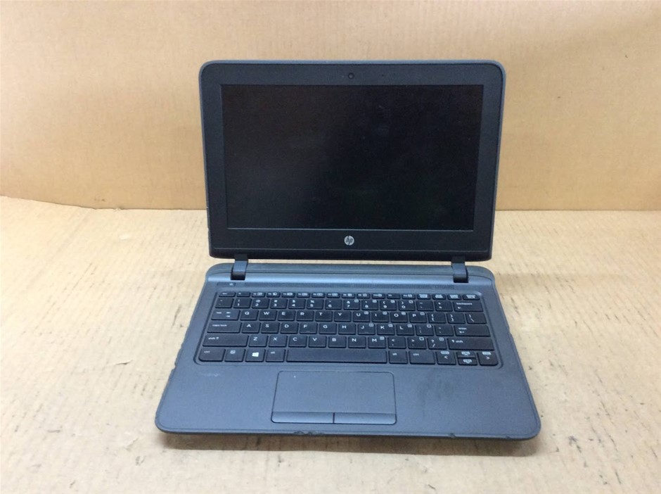 HP ProBook 11 G1 Laptop i3-5005U 4GBRAM 128GB Black