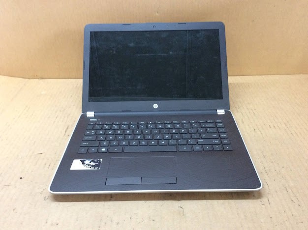 HP Pavilion 14-bw025AU Laptop AMD E2-9000e 4GBRAM/500GB