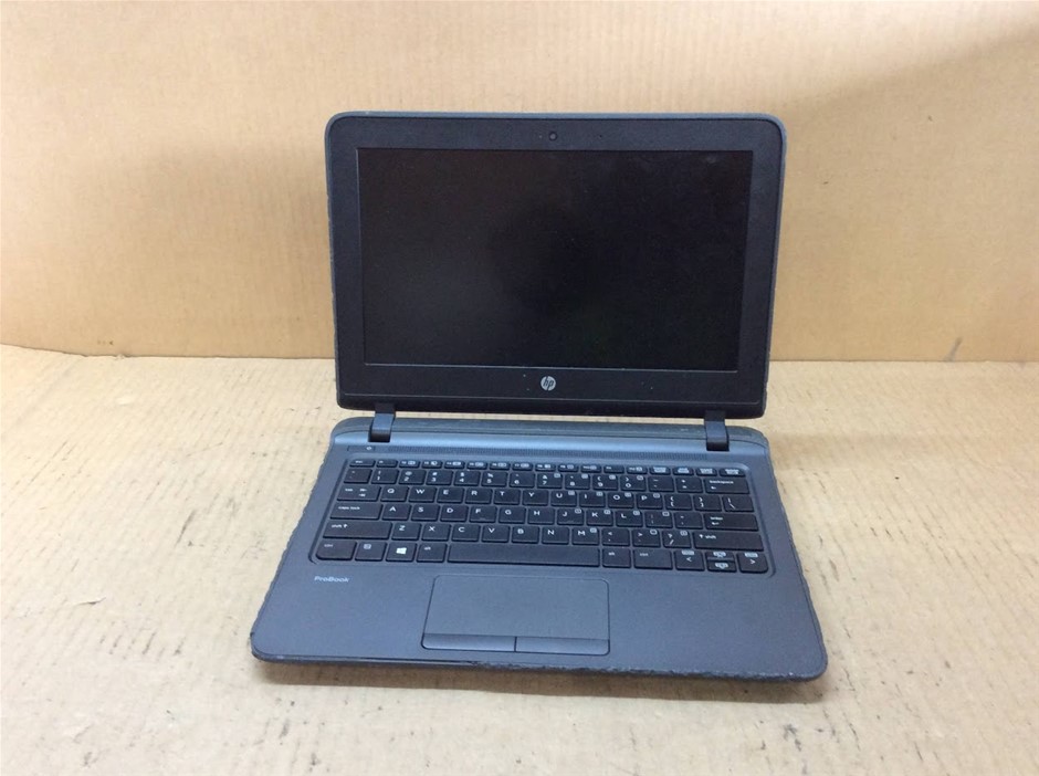 HP ProBook 11 G1 Laptop i3-5005U 4GBRAM 128GB Black