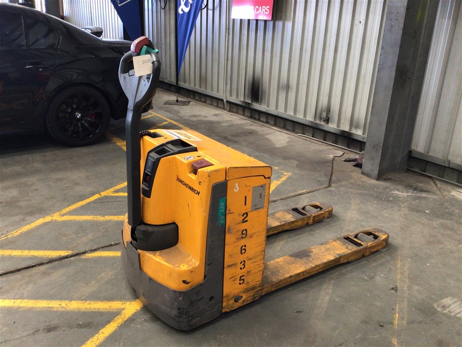 Jungheinrich EJE 120 Pallet Truck