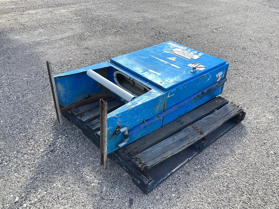 1 x Heinemann Power Board