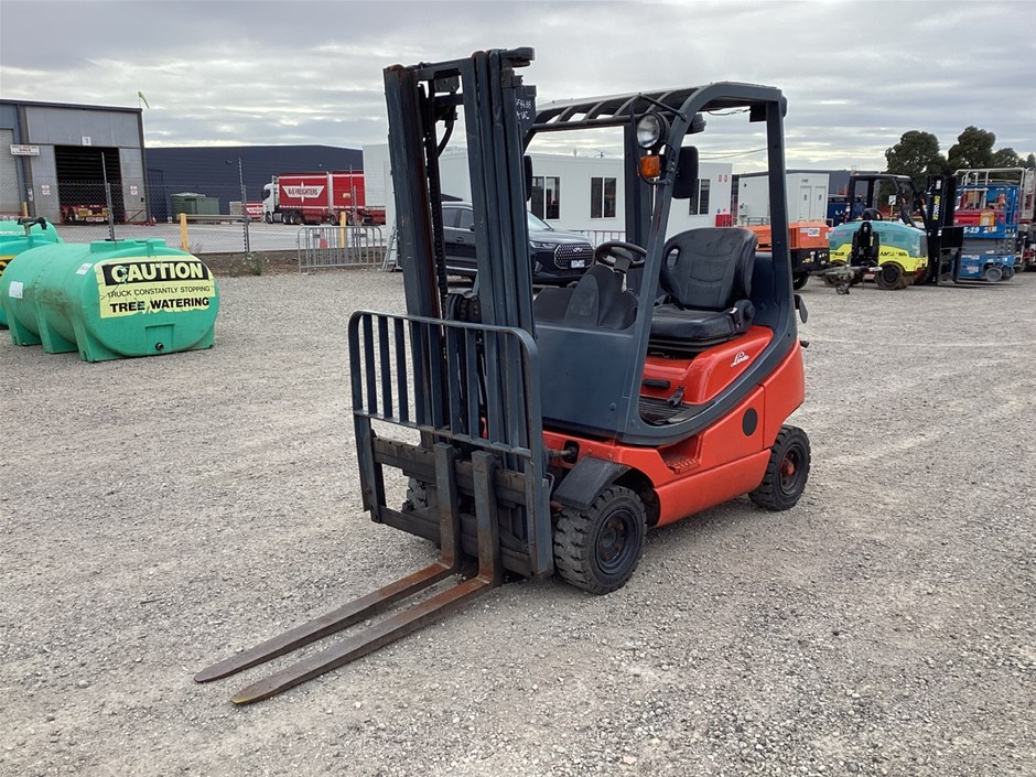 Linde H16 Counterbalance Forklift