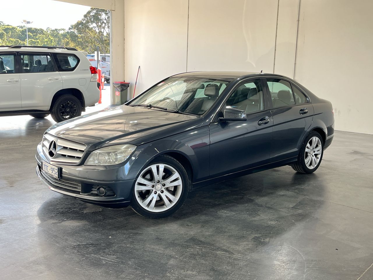 2009 Mercedes Benz C200 K Classic W204 Automatic Sedan
