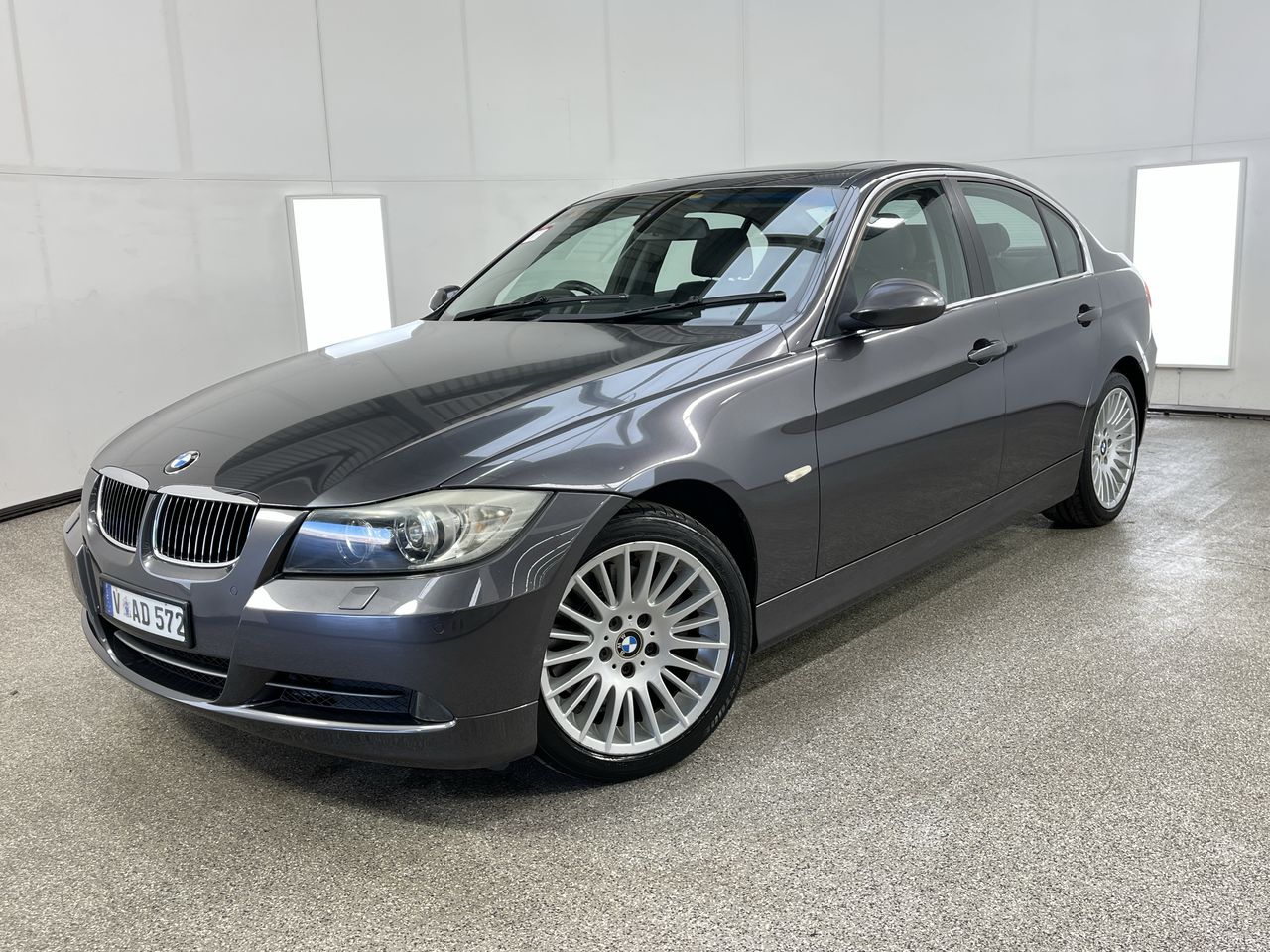 2005 BMW 330i E90 Automatic Sedan