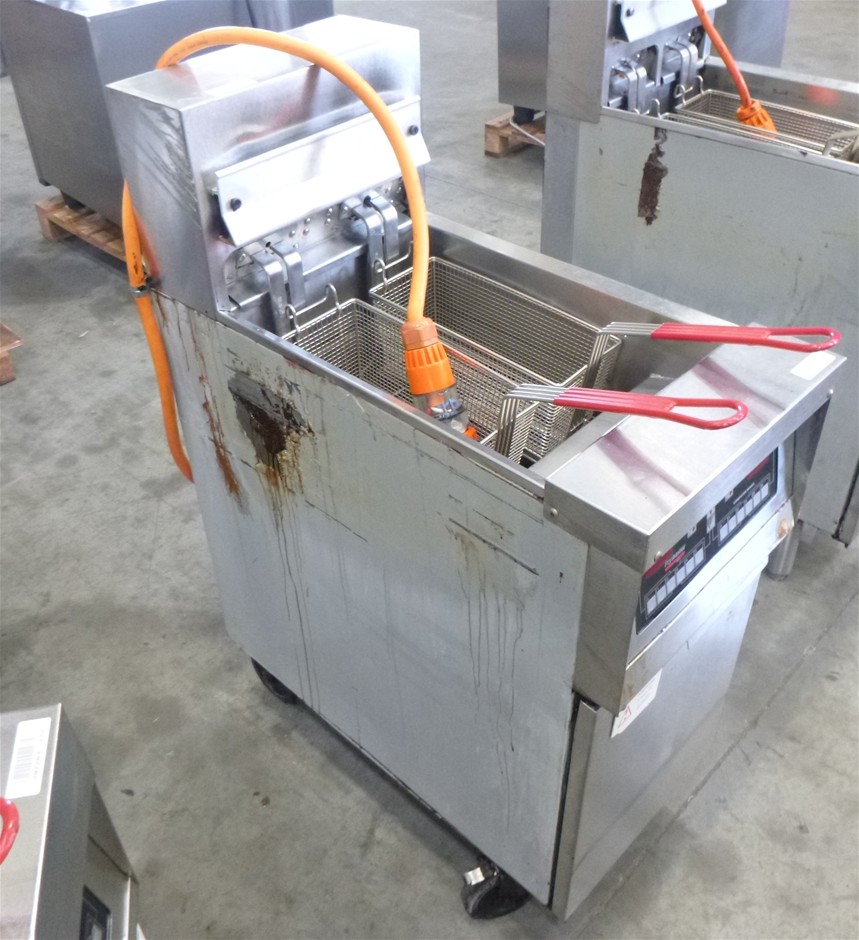 Frymaster H117TCSD Stainless Steel Freestanding Electric Single Pan