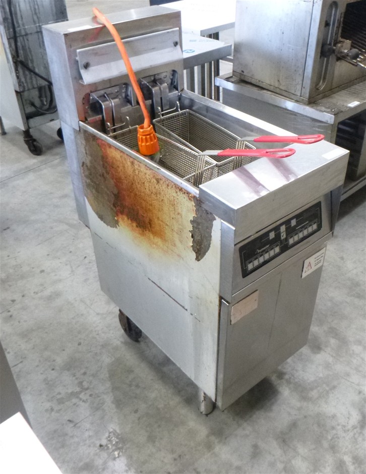 Frymaster Stainless Steel Freestanding Electric Single Pan Deep Fryer
