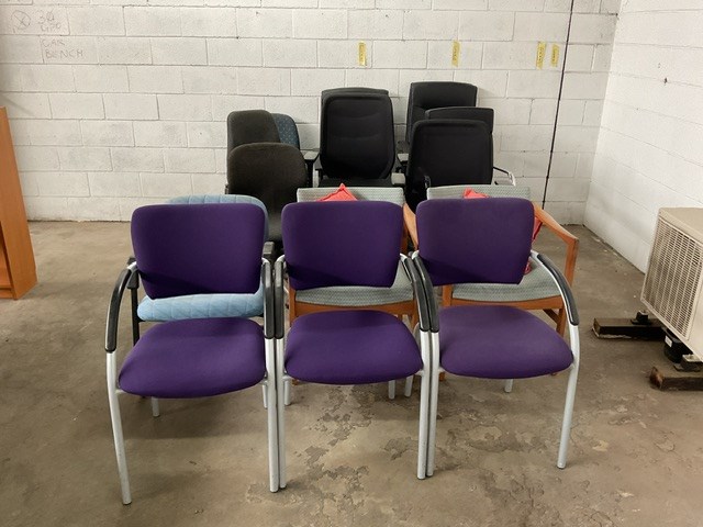 Approx 14 Assorted Office Tables