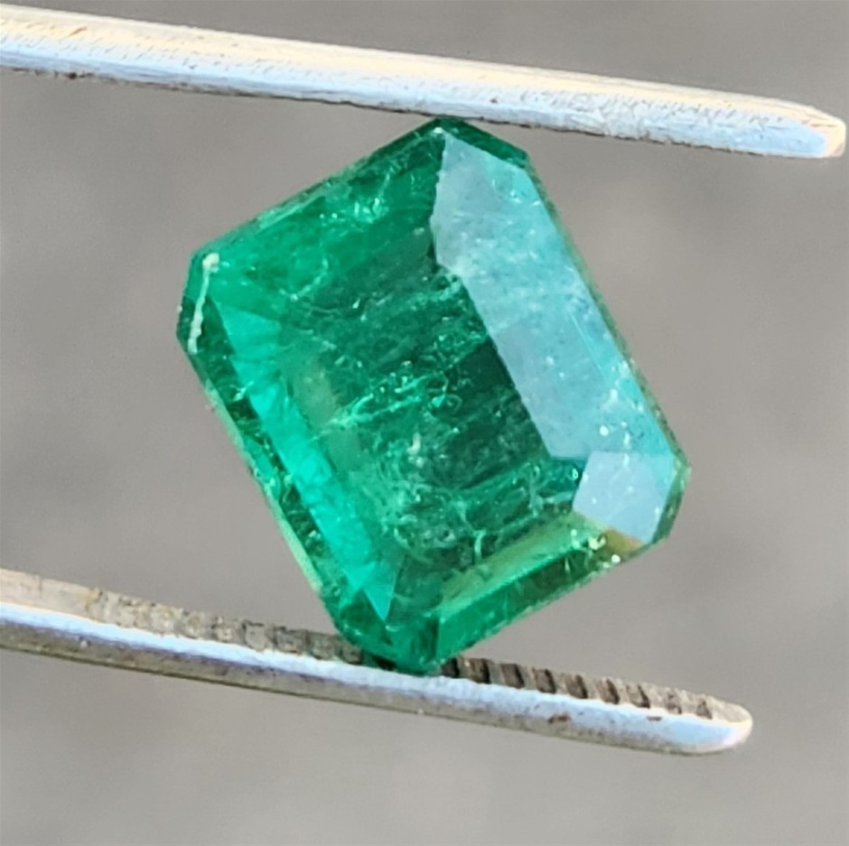 10.50ct Emeral Cut Green Emerald simulant Gemstone