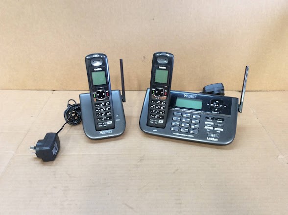 Digital Answering System & Cordless Charger and Handset System (Lot of 2)