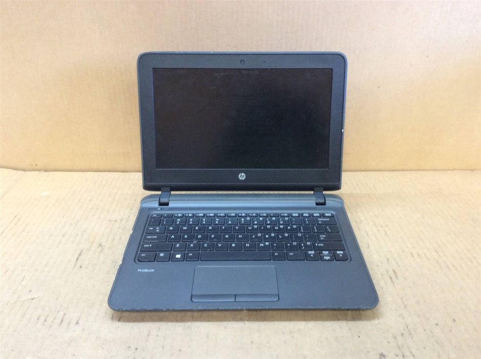 HP ProBook 11 G1 Laptop i3-5005U 4GBRAM 128GB Black