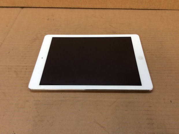 APPLE IPAD AIR(A1474) Tablet 32GB