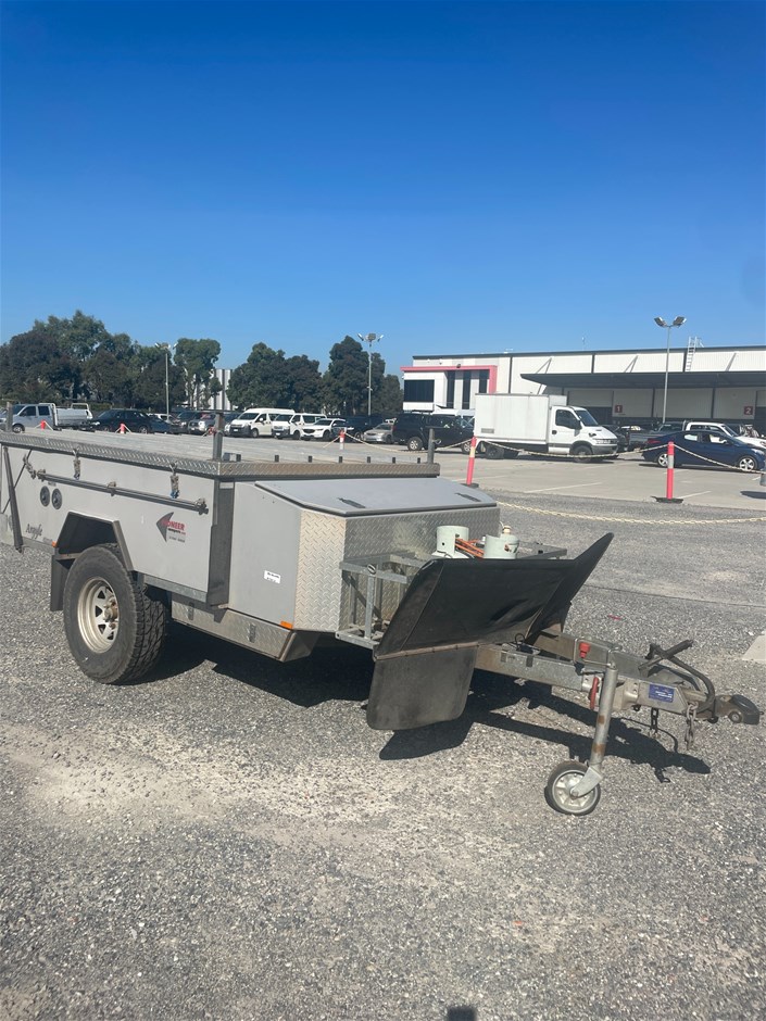 2005 Pioneer Argyle Camper Trailer