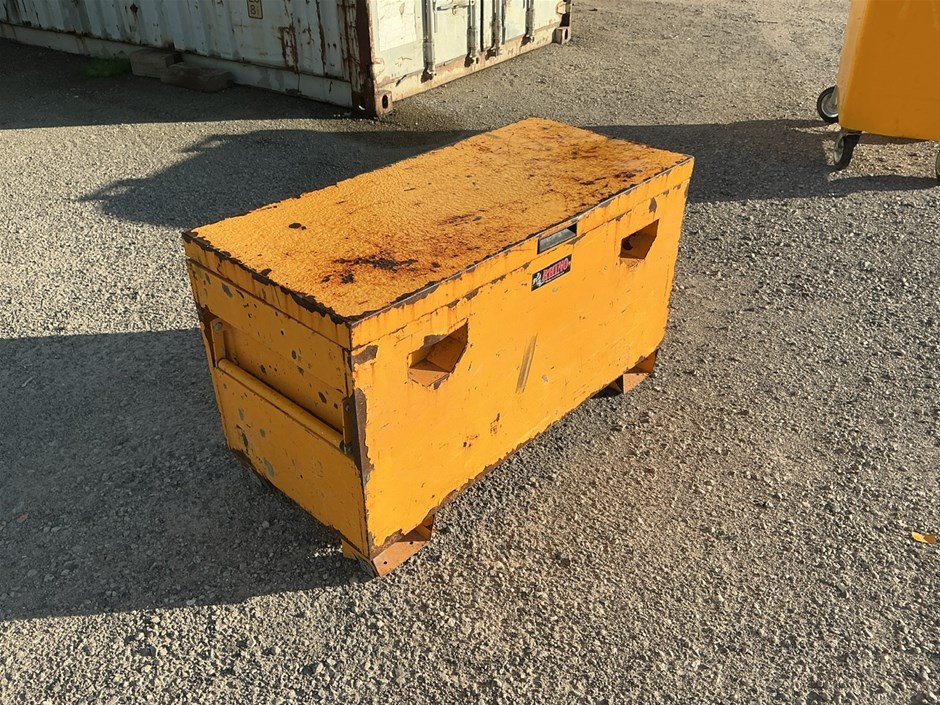 <p>Trade Lock Box </p>