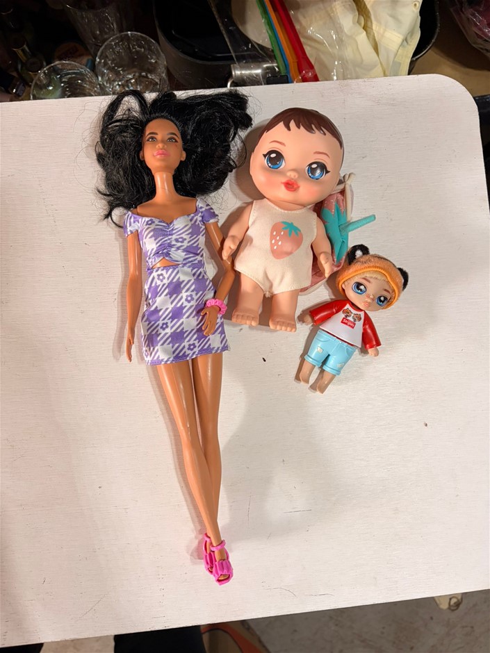 3x Kids Dolls/Toys
