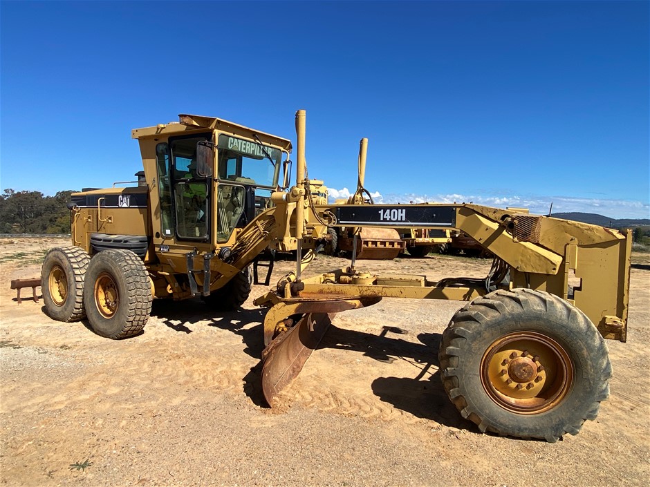 Caterpillar 140H Motor Grader