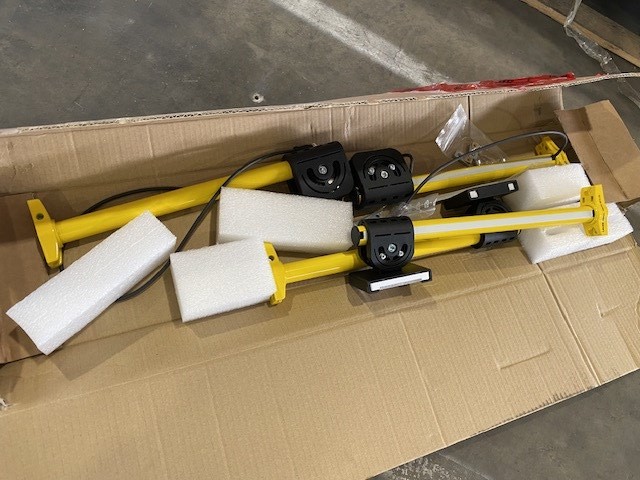 <p>Leuze Muting Sensor Sets x4, Brackets, Cabling & Parts</p>