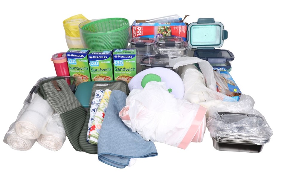 Assorted Kitchen Products, inc. SIGNATURE & KITCHENAID, And More. NB: Not i