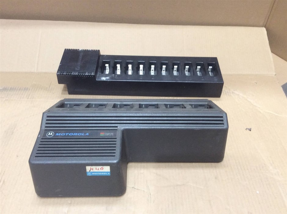 Sennheiser Guideport MultiUnit Charging Station, Motorola MultiUnit Charger