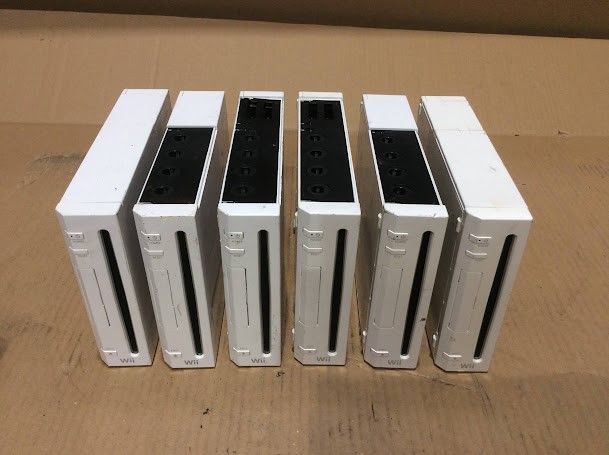 Nintendo Wii RVL-001 Console (Lot of 6)
