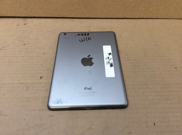 APPLE IPAD MIINI 2 A1489 A7 Tablet 16GB