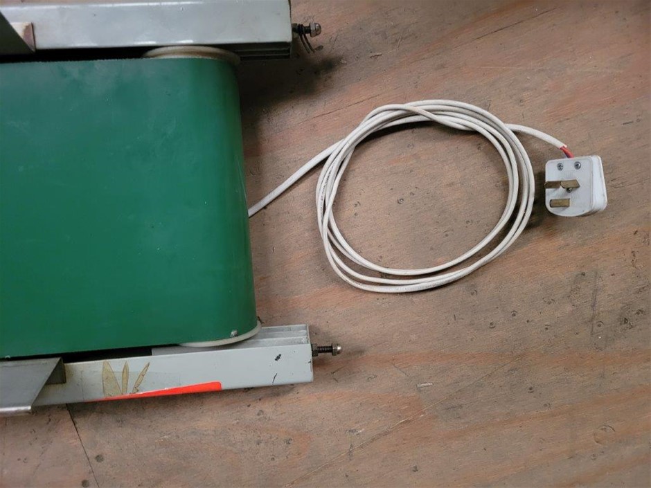 Cleated Conveyor 190 mm Wide x 1500 mm Long