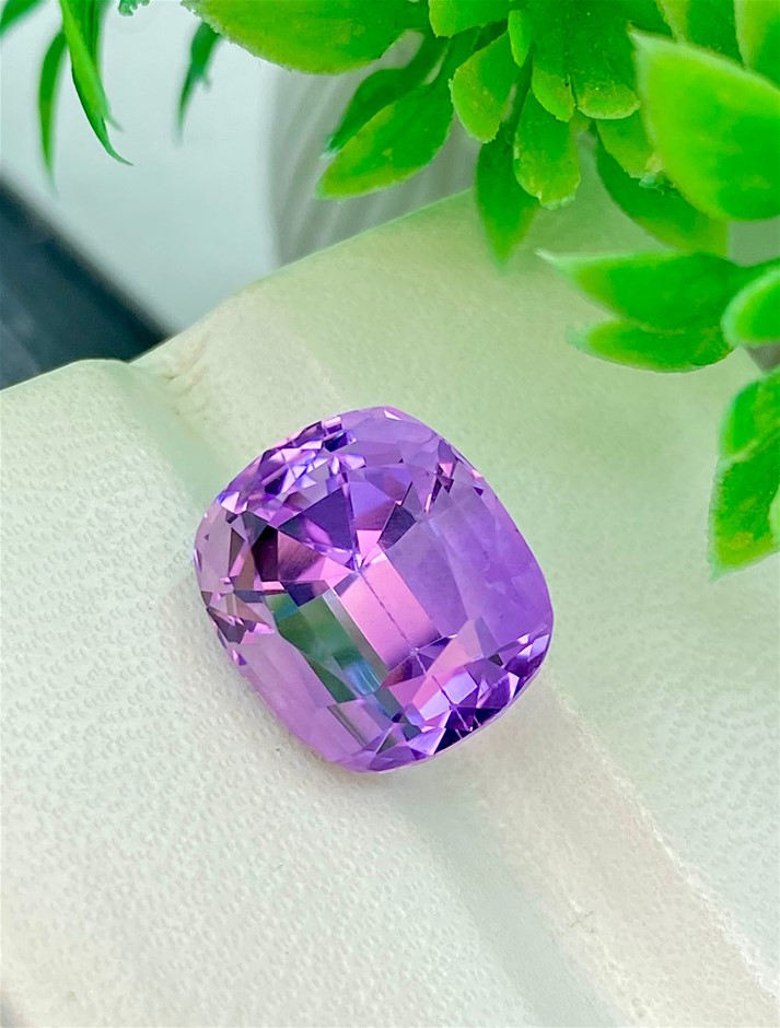 9.65 CT Quality Natural Brazilian Amethyst