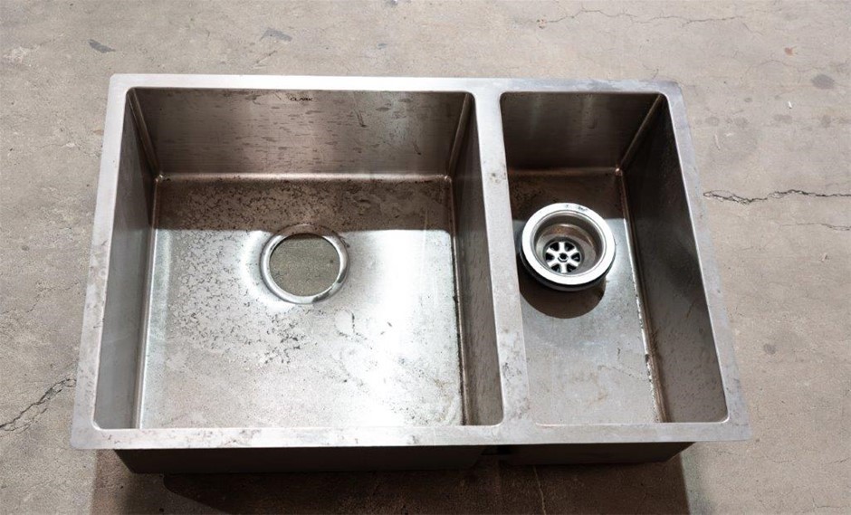 Stainless Steel Twin Bowl Sink 670 x 440mm.