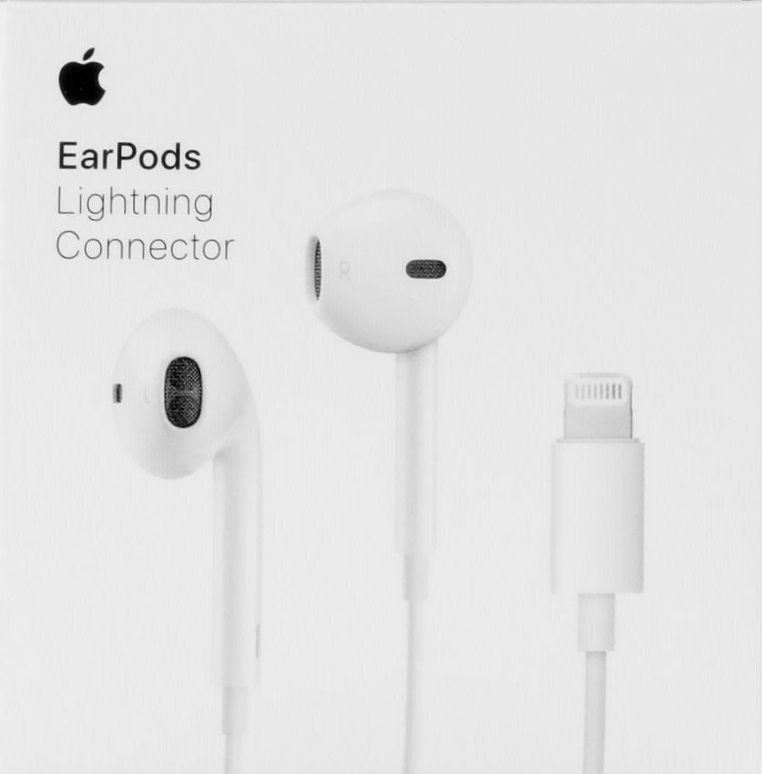 New Sealed Apple EarPods with Lightning Connector - White