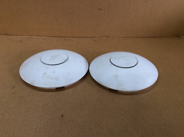 Ubiquiti UniFi UAP-AC-SHD&UAP-AC-HD Wireless Access Point (Lot of 2)