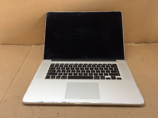 APPLE MACBOOKPRO (A1398 EMC 2512) Laptop I7-3720QM 8GBRAM/512GBSSD