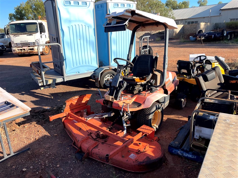 2002 Kubota F2560E Mower