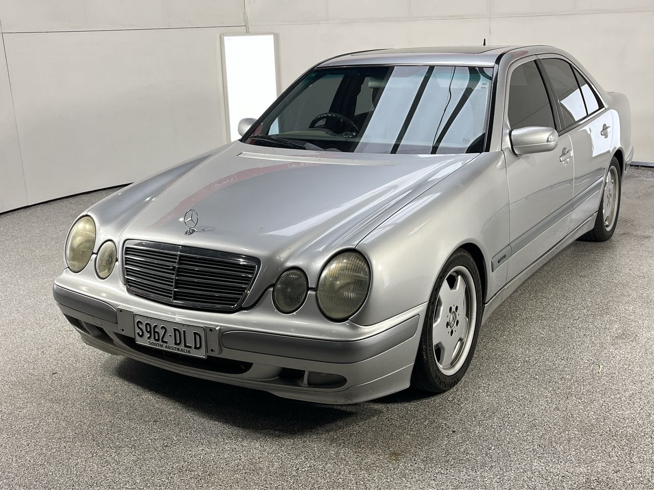 2001 Mercedes Benz E200K Classic W210 Automatic Sedan